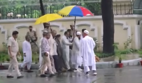 সরকার গঠনের পর প্রথমবার মিত্র দলগুলোর সঙ্গে প্রধানমন্ত্রীর বৈঠক